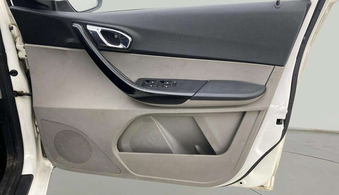 2017 Tata Tiago XZ PETROL, Petrol, Manual, 63,385 km, Driver Side Door Panels Control