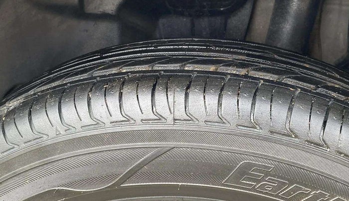 2019 Maruti Swift VDI AMT, Diesel, Automatic, 1,42,610 km, Left Rear Tyre Tread