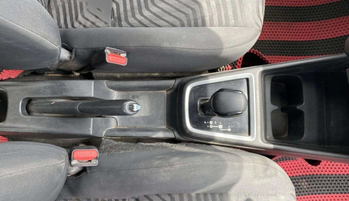 2019 Maruti Swift VDI AMT, Diesel, Automatic, 1,42,610 km, Gear Lever