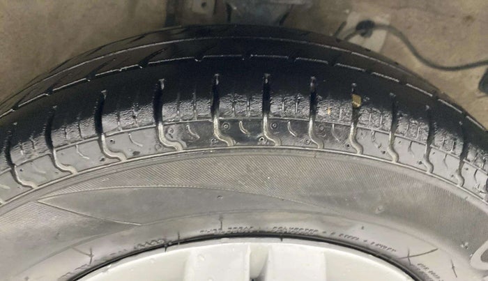 2020 Maruti Alto LXI, Petrol, Manual, 74,465 km, Right Front Tyre Tread