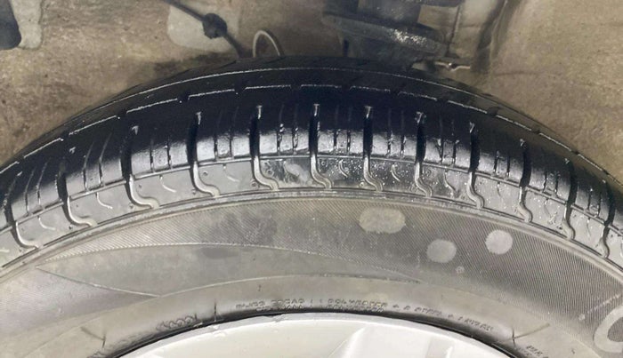 2020 Maruti Alto LXI, Petrol, Manual, 74,465 km, Left Front Tyre Tread