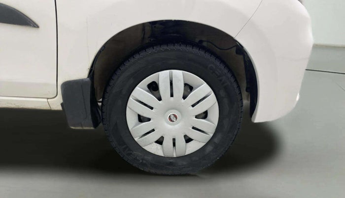 2020 Maruti Alto LXI, Petrol, Manual, 74,465 km, Right Front Wheel