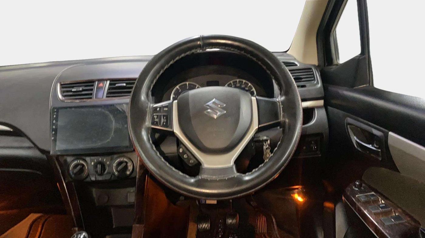 2018 Maruti Ertiga VDI SHVS, Diesel, Manual, 27,891 km, Steering Wheel Close Up