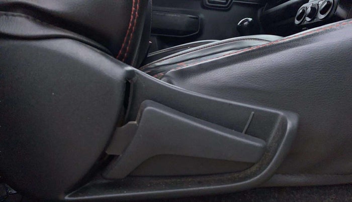 2022 Maruti S PRESSO VXI+, Petrol, Manual, 54,069 km, Driver Side Adjustment Panel