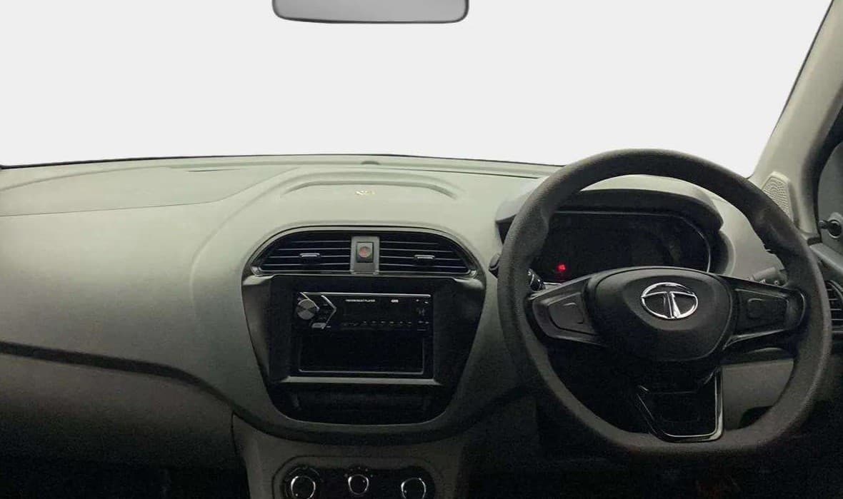 2020 Tata TIGOR XE PETROL, Petrol, Manual, 28,259 km, Dashboard