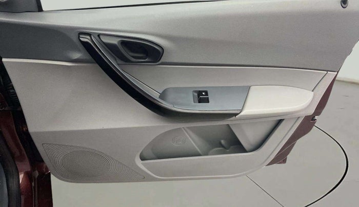 2020 Tata TIGOR XE PETROL, Petrol, Manual, 28,259 km, Driver Side Door Panels Control