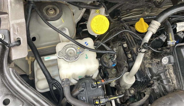 2024 Nissan MAGNITE XE, Petrol, Manual, 22,343 km, Engine View - Right