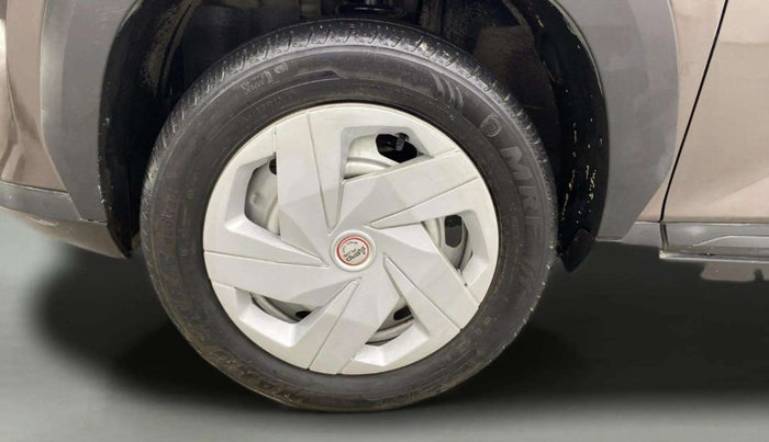 2024 Nissan MAGNITE XE, Petrol, Manual, 22,343 km, Left Front Wheel