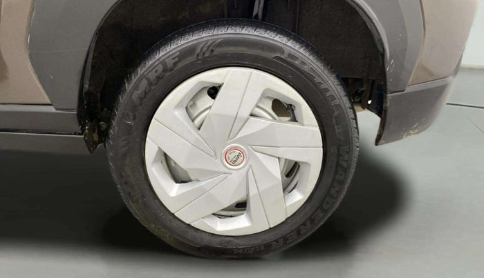 2024 Nissan MAGNITE XE, Petrol, Manual, 22,343 km, Left Rear Wheel