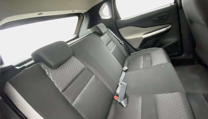 2024 Nissan MAGNITE XE, Petrol, Manual, 22,343 km, Right Side Rear Door Cabin