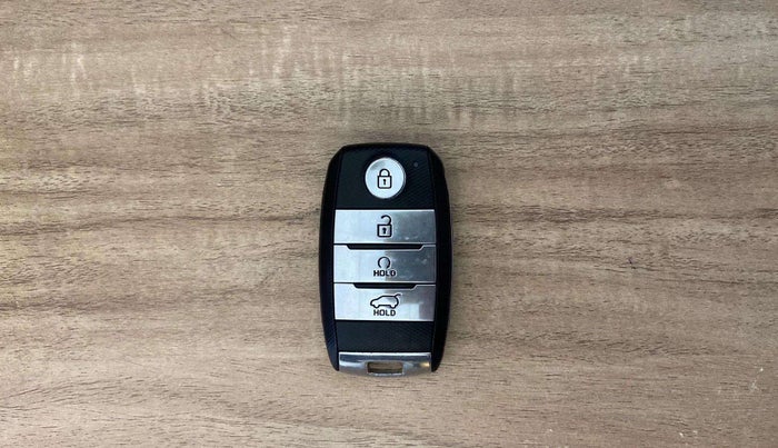 2022 KIA SELTOS HTK PLUS AT 1.5 DIESEL, Diesel, Automatic, 63,534 km, Key Close Up