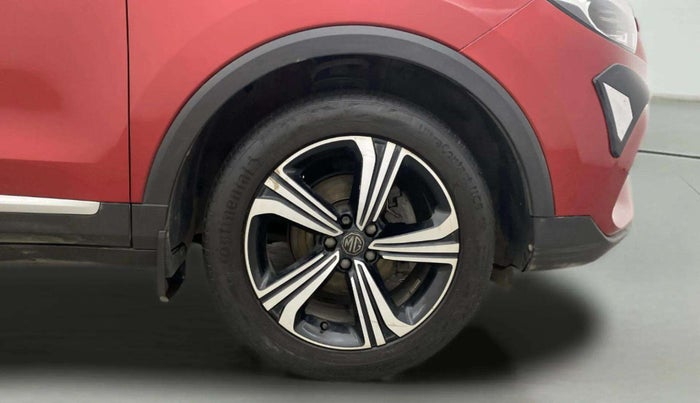 2021 MG ASTOR SHARP 1.5 MT, Petrol, Manual, 56,808 km, Right Front Wheel