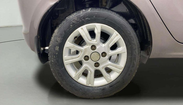 2018 Tata Tiago XZA PETROL, Petrol, Automatic, 54,436 km, Right Rear Wheel