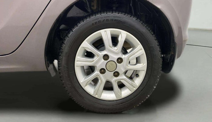 2018 Tata Tiago XZA PETROL, Petrol, Automatic, 54,436 km, Left Rear Wheel