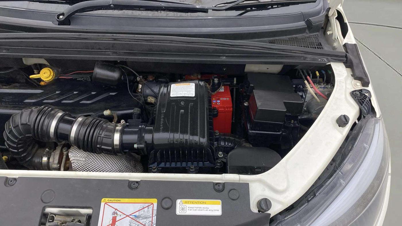 2019 Mahindra MARAZZO M4 8 STR, Diesel, Manual, 33,317 km, Engine View - Left