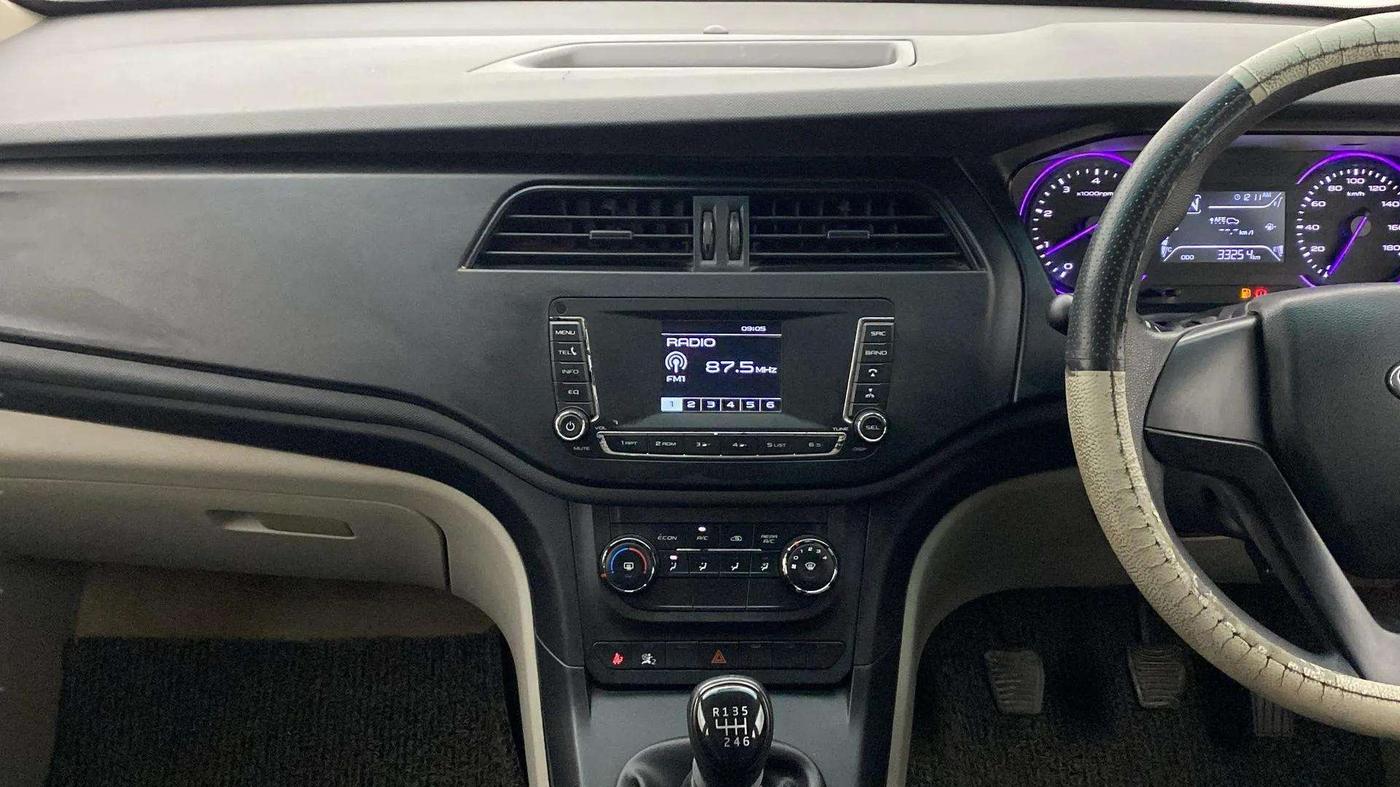 2019 Mahindra MARAZZO M4 8 STR, Diesel, Manual, 33,317 km, Air Conditioner