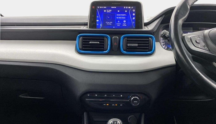 2021 Tata PUNCH CREATIVE IRA 1.2 RTN DUAL TONE, Petrol, Manual, 14,978 km, Air Conditioner