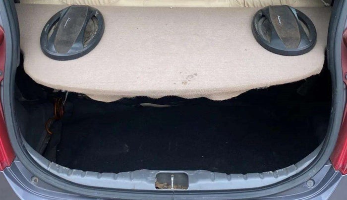 2016 Hyundai Eon ERA +, Petrol, Manual, 74,612 km, Boot Inside