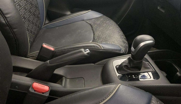 2023 Maruti Baleno DELTA 1.2 AGS, Petrol, Automatic, 30,817 km, Gear Lever