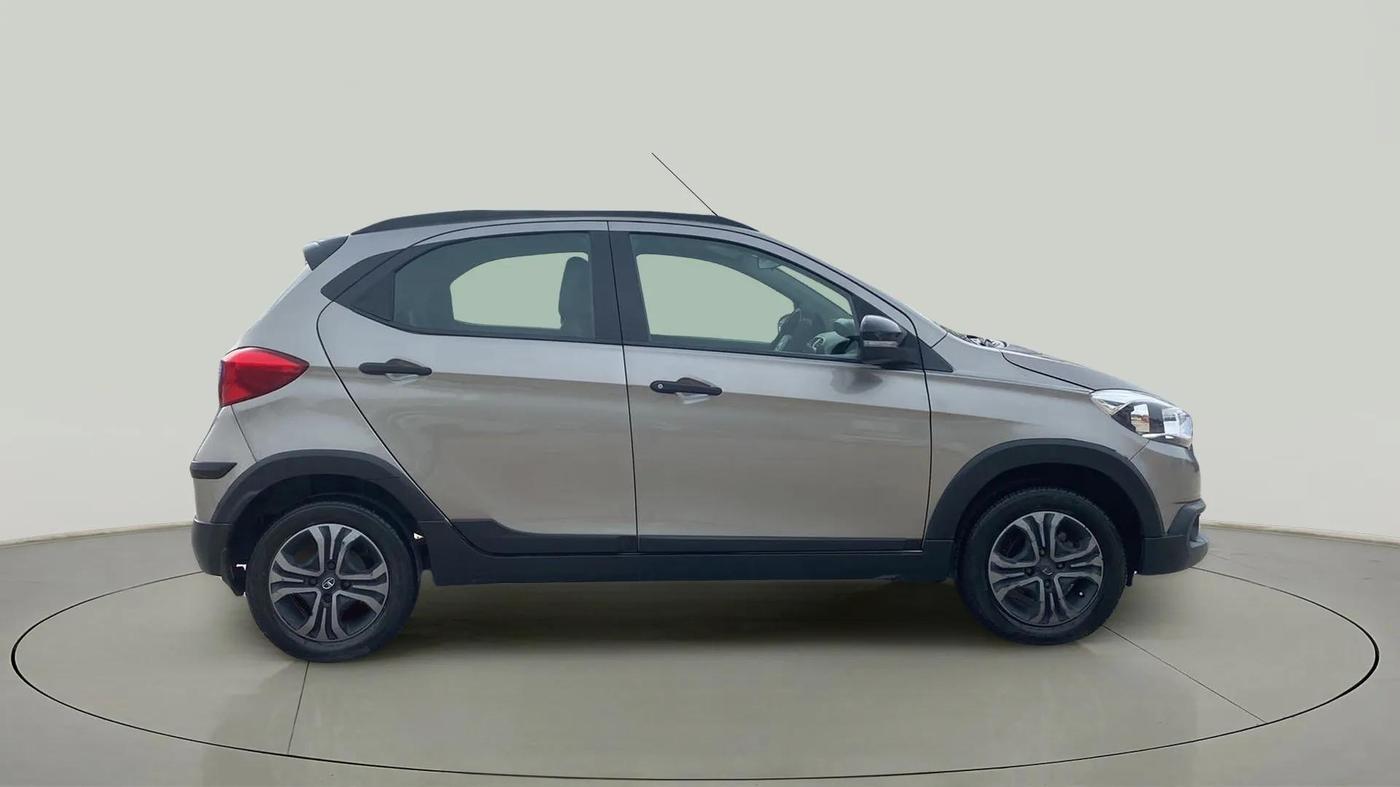2019 Tata TIAGO NRG PETROL, Petrol, Manual, 59,142 km, Right Side