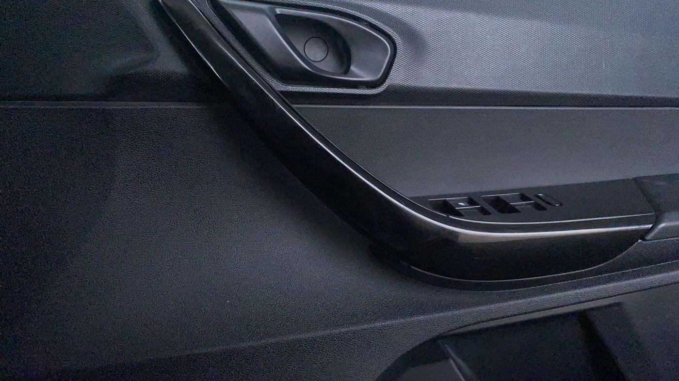 2019 Tata TIAGO NRG PETROL, Petrol, Manual, 59,142 km, Driver Side Door Panels Control