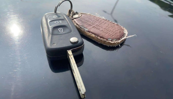 2019 Tata TIAGO NRG PETROL, Petrol, Manual, 59,142 km, Key Close Up