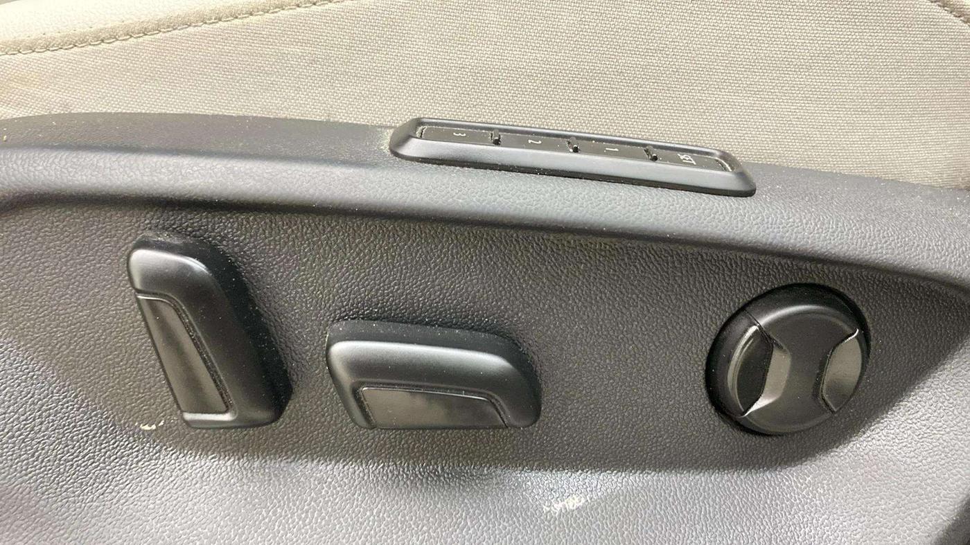 2020 Volkswagen TIGUAN ALL SPACE 2.0 TSI, Petrol, Automatic, 87,642 km, Driver Side Adjustment Panel