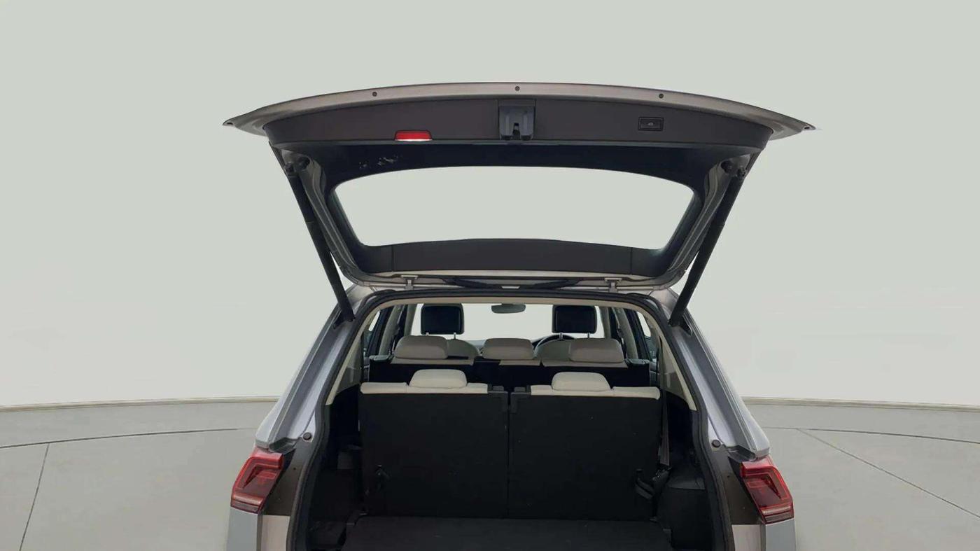 2020 Volkswagen TIGUAN ALL SPACE 2.0 TSI, Petrol, Automatic, 87,642 km, Boot Door Open