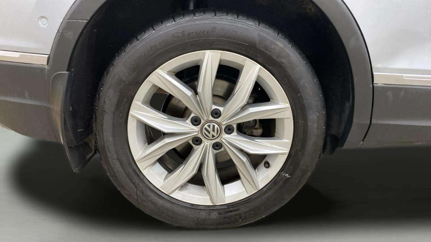 2020 Volkswagen TIGUAN ALL SPACE 2.0 TSI, Petrol, Automatic, 87,642 km, Right Rear Wheel