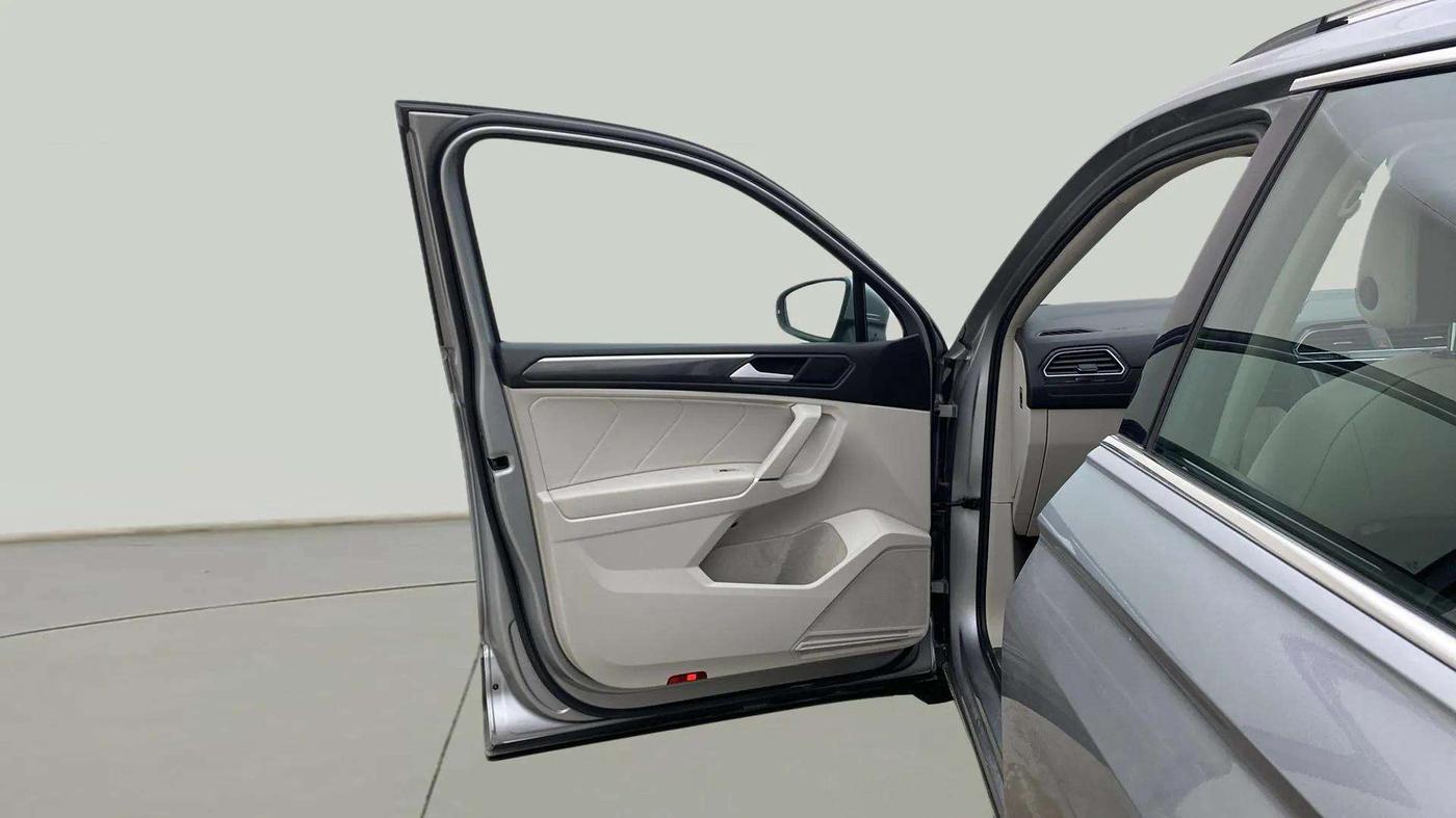 2020 Volkswagen TIGUAN ALL SPACE 2.0 TSI, Petrol, Automatic, 87,642 km, LHS Front Door