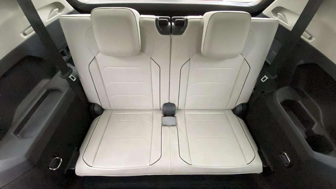 2020 Volkswagen TIGUAN ALL SPACE 2.0 TSI, Petrol, Automatic, 87,642 km, Third Seat Row ( optional )