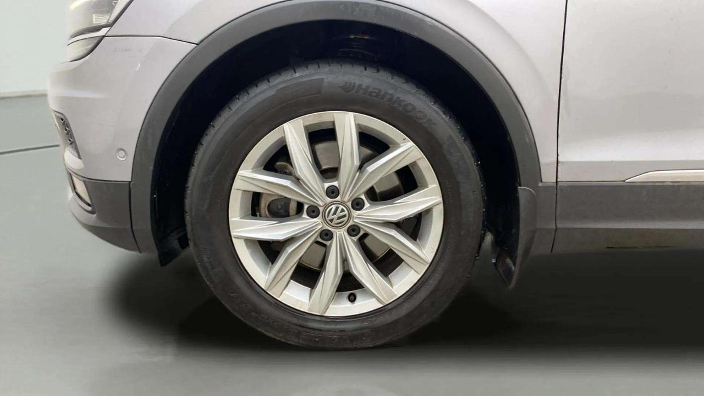 2020 Volkswagen TIGUAN ALL SPACE 2.0 TSI, Petrol, Automatic, 87,642 km, Left Front Wheel