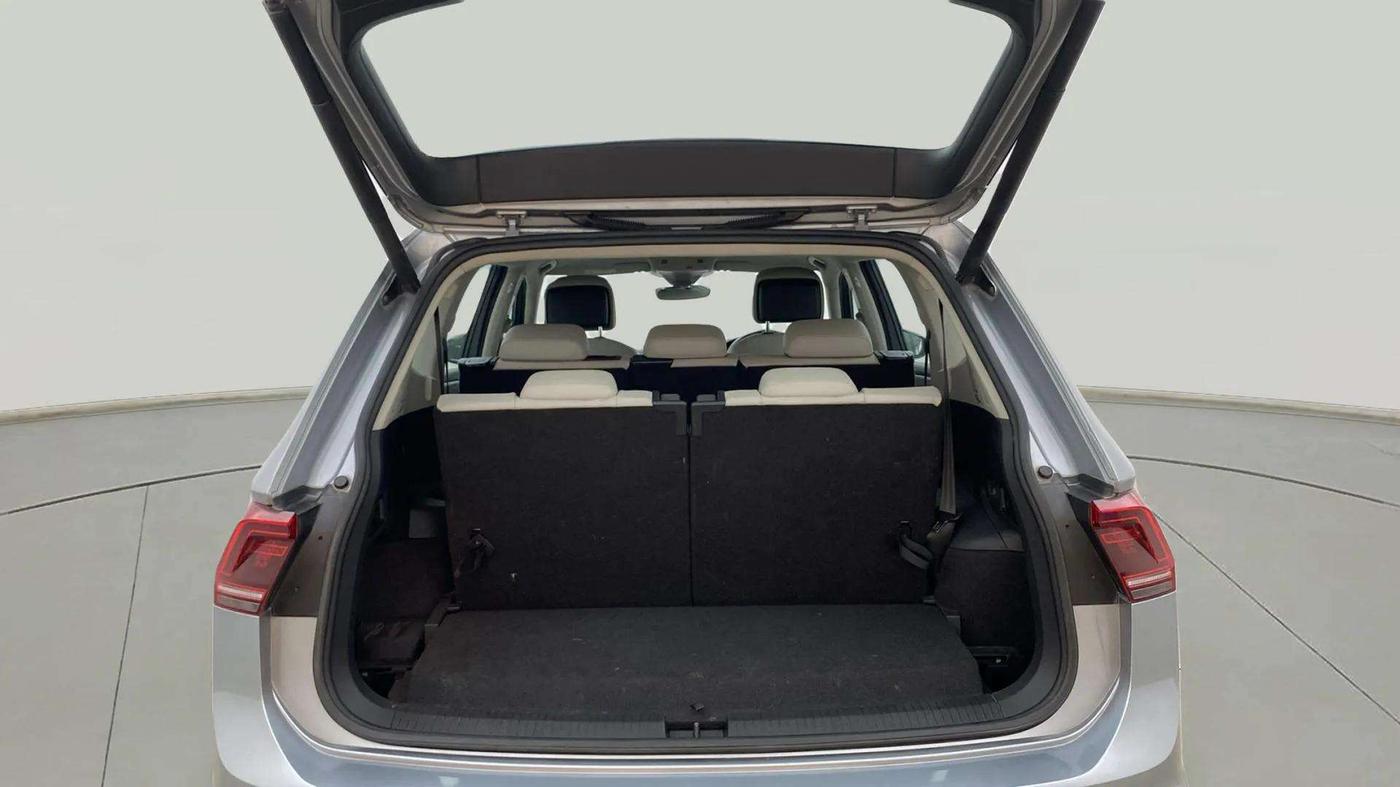 2020 Volkswagen TIGUAN ALL SPACE 2.0 TSI, Petrol, Automatic, 87,642 km, Boot Open Zoomed View