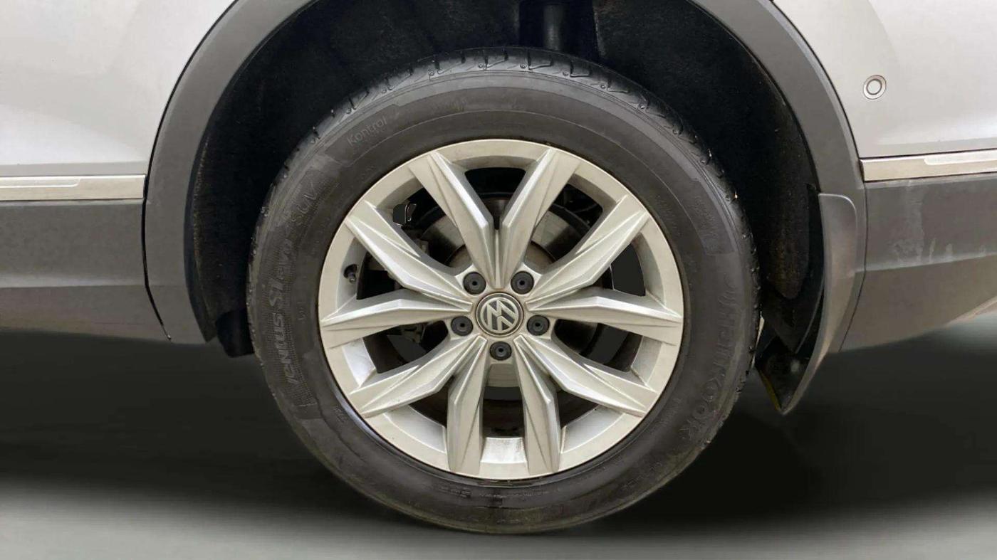 2020 Volkswagen TIGUAN ALL SPACE 2.0 TSI, Petrol, Automatic, 87,642 km, Left Rear Wheel