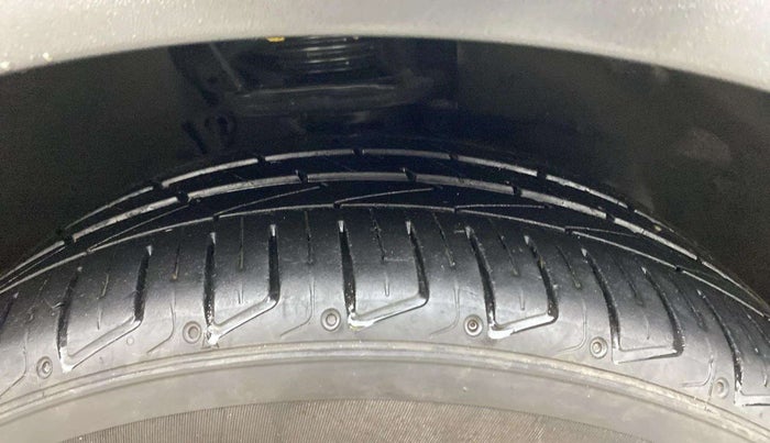 2020 Volkswagen TIGUAN ALL SPACE 2.0 TSI, Petrol, Automatic, 87,378 km, Right Front Tyre Tread