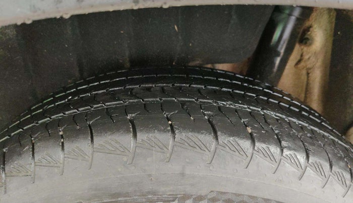 2024 Toyota INNOVA HYCROSS VX HYBRID 7 STR, Hybrid, Automatic, 30,919 km, Left Rear Tyre Tread