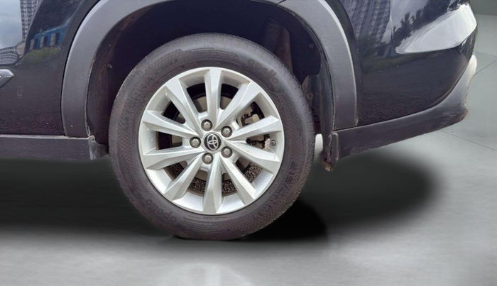 2024 Toyota INNOVA HYCROSS VX HYBRID 7 STR, Hybrid, Automatic, 30,919 km, Left Rear Wheel