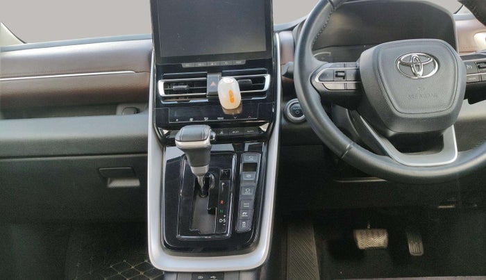 2024 Toyota INNOVA HYCROSS VX HYBRID 7 STR, Hybrid, Automatic, 30,919 km, Air Conditioner