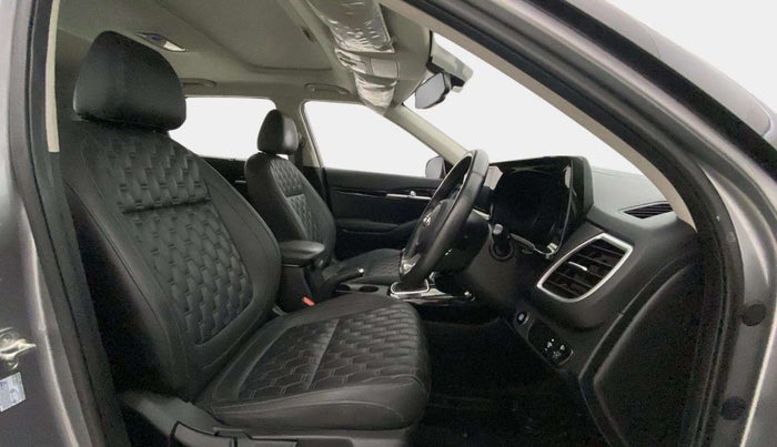 2021 KIA SELTOS HTX ANNIVERSARY EDITION 1.5 PETROL, Petrol, Manual, 39,232 km, Right Side Front Door Cabin