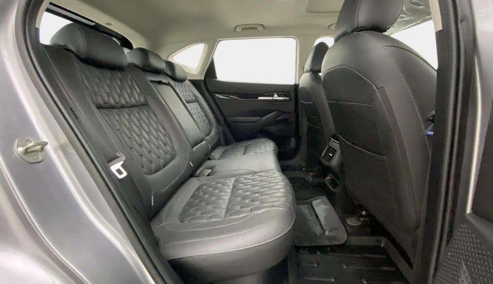 2021 KIA SELTOS HTX ANNIVERSARY EDITION 1.5 PETROL, Petrol, Manual, 39,232 km, Right Side Rear Door Cabin