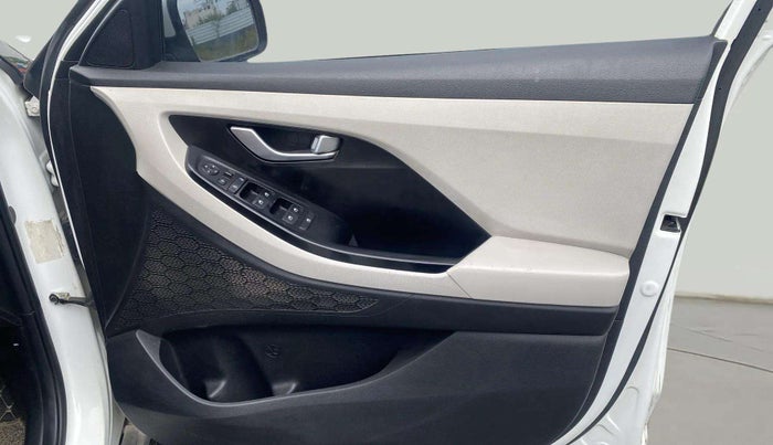 2021 Hyundai Creta SX 1.5 PETROL, Petrol, Manual, 82,502 km, Driver Side Door Panels Control