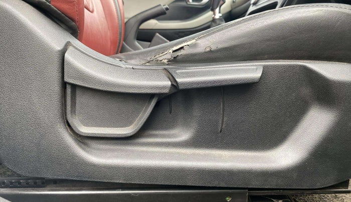 2021 Hyundai Creta SX 1.5 PETROL, Petrol, Manual, 82,502 km, Driver Side Adjustment Panel
