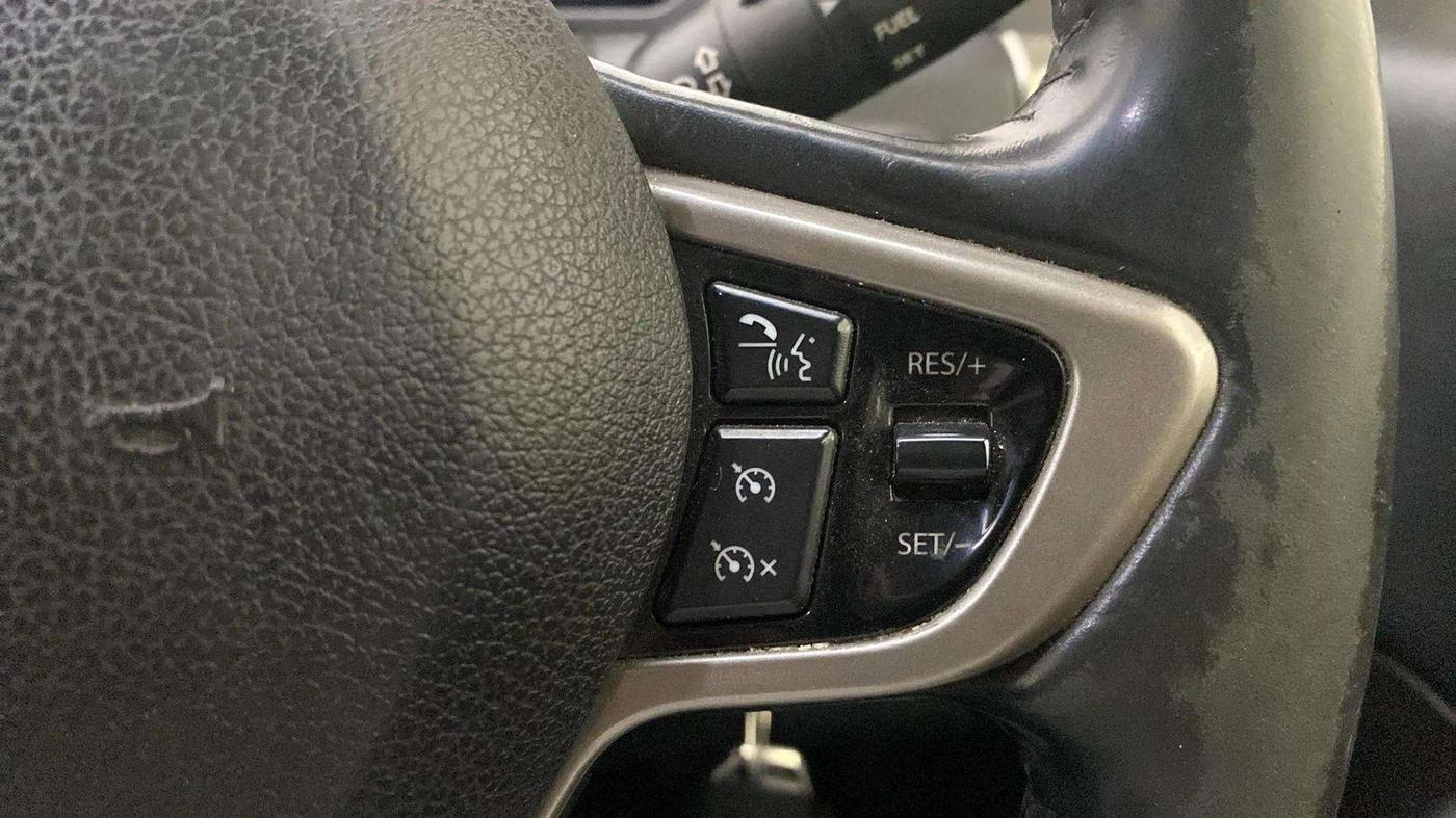 2018 Tata Hexa XT 4X2 7 STR, Diesel, Manual, 1,41,965 km, Adaptive Cruise Control