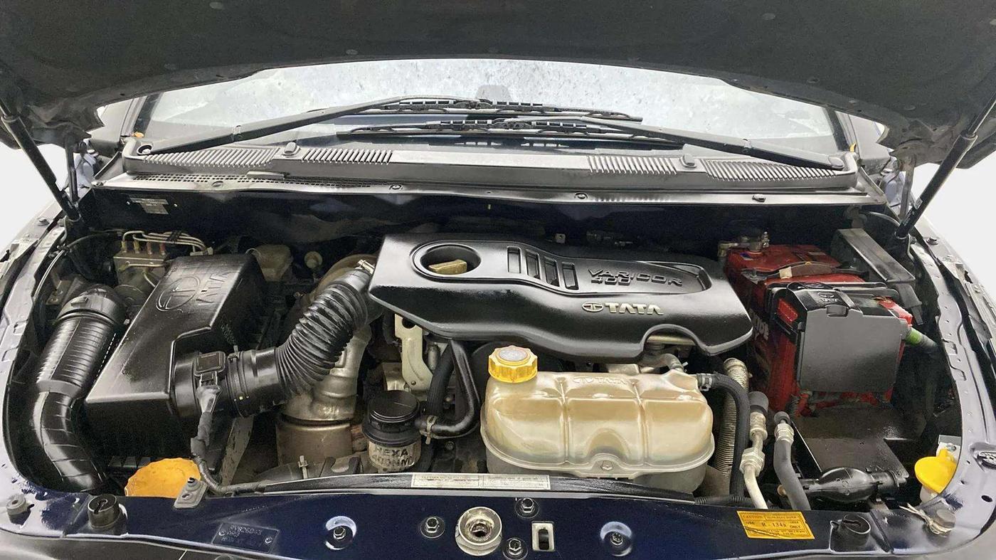 2018 Tata Hexa XT 4X2 7 STR, Diesel, Manual, 1,41,965 km, Engine View