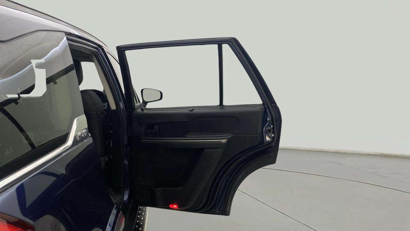 2018 Tata Hexa XT 4X2 7 STR, Diesel, Manual, 1,41,965 km, RHS Rear Door