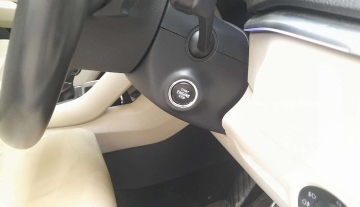 2020 Skoda Karoq STYLE 1.5 TSI AT, Petrol, Automatic, 74,041 km, Keyless Start/ Stop Button