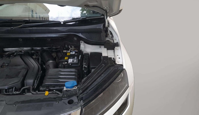 2020 Skoda Karoq STYLE 1.5 TSI AT, Petrol, Automatic, 74,041 km, Engine View - Left