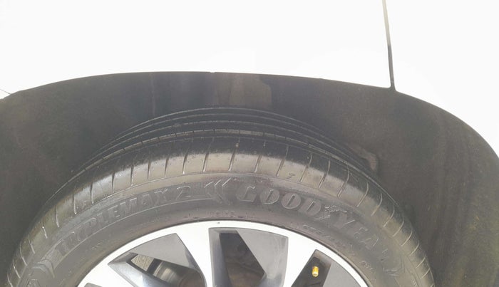 2020 Skoda Karoq STYLE 1.5 TSI AT, Petrol, Automatic, 74,041 km, Right Rear Tyre Tread