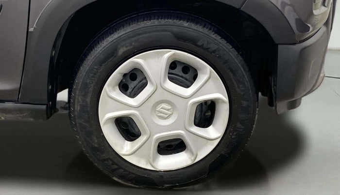 2022 Maruti S PRESSO VXI CNG, CNG, Manual, 34,117 km, Right Front Wheel