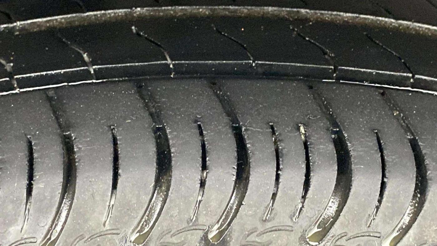 2022 Maruti S PRESSO VXI CNG, CNG, Manual, 34,117 km, Right Rear Tyre Tread